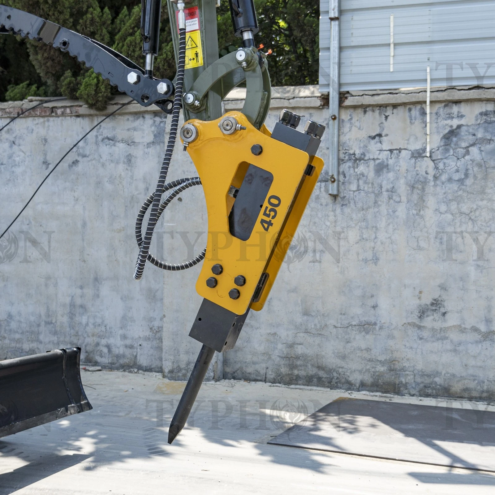 Hydraulic Hammer Attachment Hydraulic Breaker Hammer for 2.5-3.5 ton Excavator 9 Hydraulic Hammer Attachment Hydraulic Breaker Hammer for 2.5-3.5 ton Excavator - Image 9