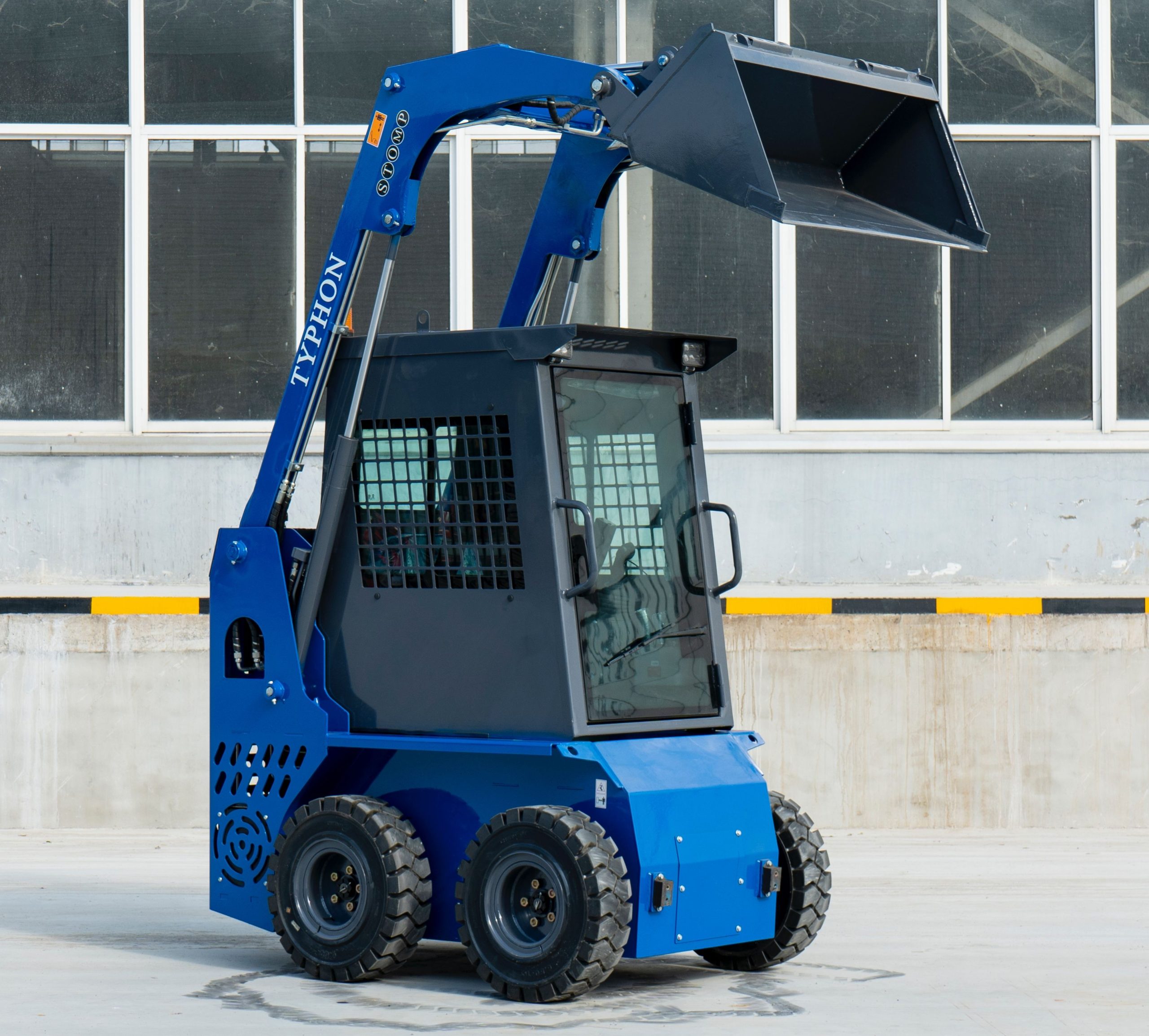 Brand New TYPHON STOMP Mini Skid Steer Kubota D1105 Diesel EPA Engine USA 8 Brand New TYPHON STOMP Mini Skid Steer Kubota D1105 Diesel EPA Engine USA - Image 8