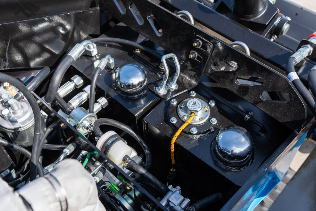 Brand New TYPHON STOMP X1300 25HP Kubota Diesel Mini Skid Steer Loader 10 Brand New TYPHON STOMP X1300 25HP Kubota Diesel Mini Skid Steer Loader - Image 10