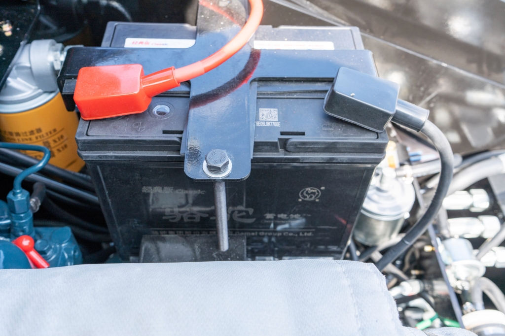 Brand New TYPHON STOMP X1300 25HP Kubota Diesel Mini Skid Steer Loader 9 Brand New TYPHON STOMP X1300 25HP Kubota Diesel Mini Skid Steer Loader - Image 9