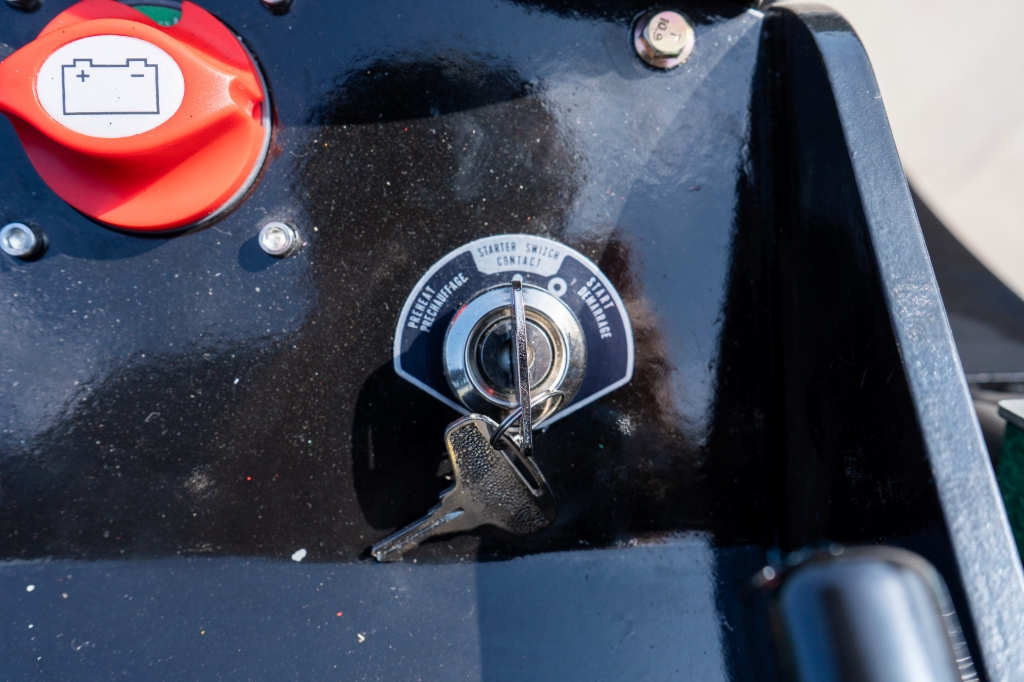 Brand New TYPHON STOMP X1300 25HP Kubota Diesel Mini Skid Steer Loader 6 Brand New TYPHON STOMP X1300 25HP Kubota Diesel Mini Skid Steer Loader - Image 6