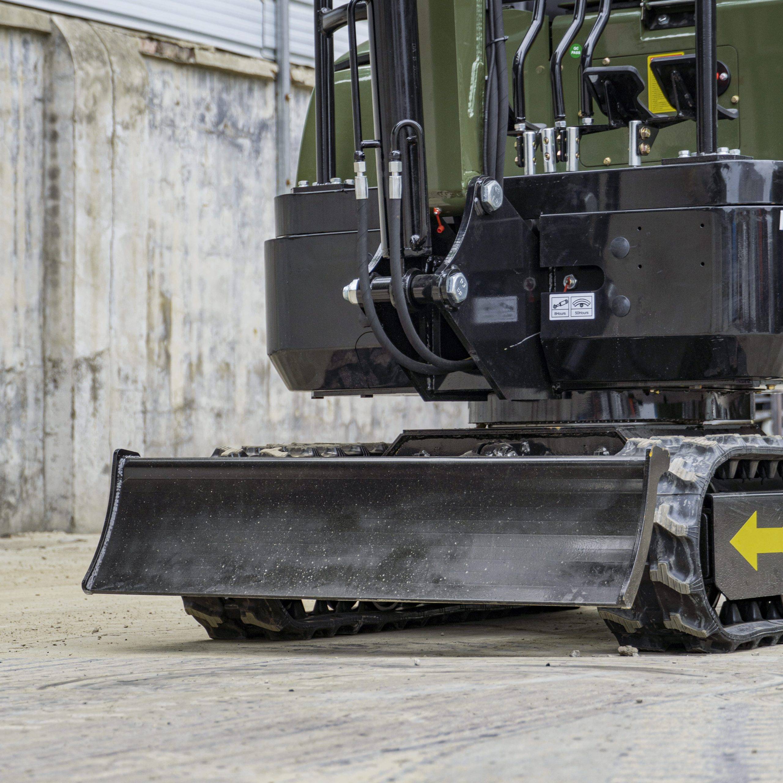 TYPHON TERROR XIII PRO STORM Mini Excavator – 1.3 Ton Trench Digger with Canopy, Hydraulic Thumb Clip, 22.1hp Honda Engine USA 27 TYPHON TERROR XIII PRO STORM Mini Excavator – 1.3 Ton Trench Digger with Canopy, Hydraulic Thumb Clip, 22.1hp Honda Engine USA - Image 27