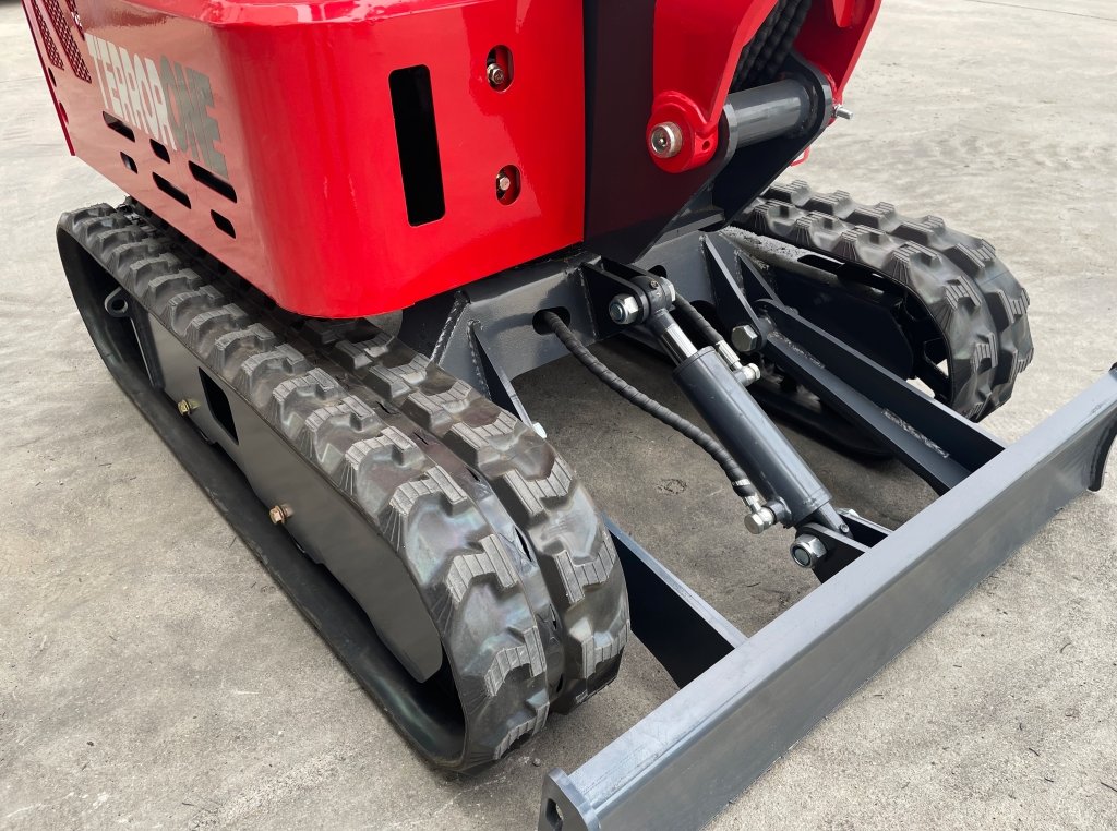 TYPHON TERROR ONE STORM 1 Ton Mini Excavator Trench Digger with Hydraulic Oil Cooler Canopy & Wide Bucket Ideal for Garden, Farm, Park & Road Work Digging, Drilling, Bull-Dozing 13 TYPHON TERROR ONE STORM 1 Ton Mini Excavator Trench Digger with Hydraulic Oil Cooler Canopy & Wide Bucket Ideal for Garden, Farm, Park & Road Work Digging, Drilling, Bull-Dozing - Image 13
