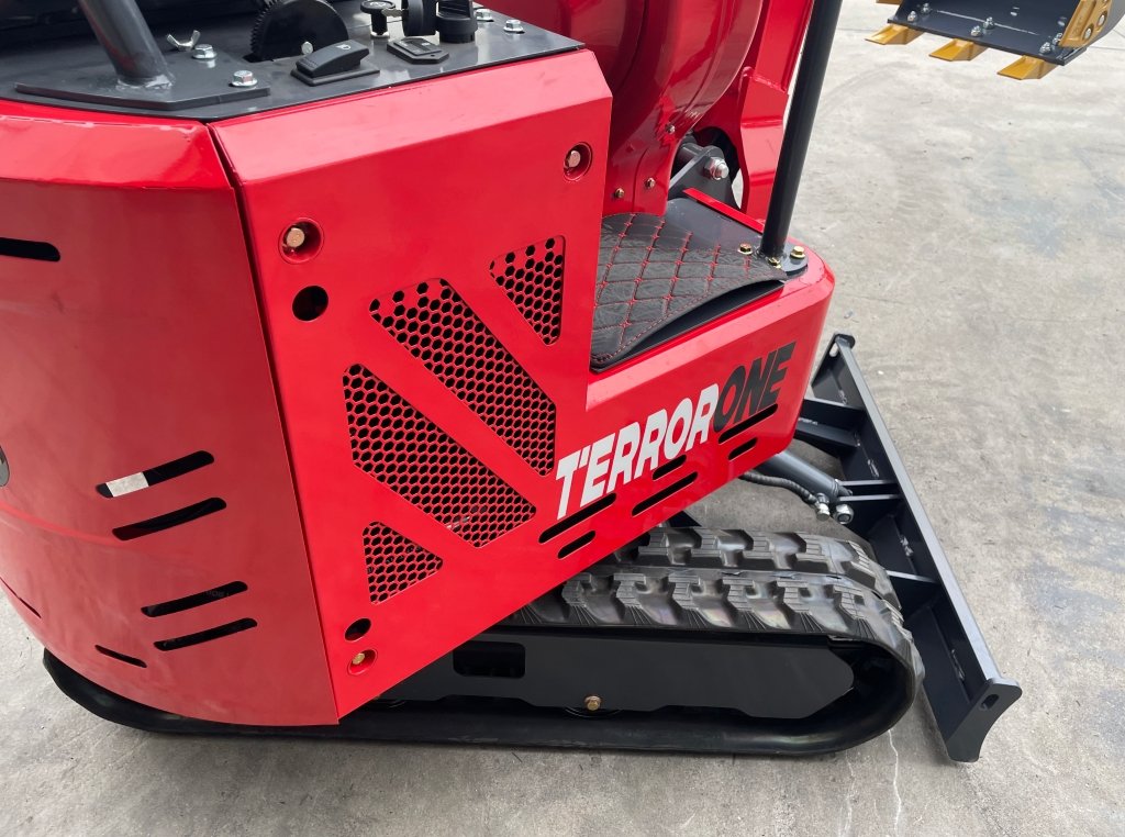 TYPHON TERROR ONE STORM 1 Ton Mini Excavator Trench Digger with Hydraulic Oil Cooler Canopy & Wide Bucket Ideal for Garden, Farm, Park & Road Work Digging, Drilling, Bull-Dozing 16 TYPHON TERROR ONE STORM 1 Ton Mini Excavator Trench Digger with Hydraulic Oil Cooler Canopy & Wide Bucket Ideal for Garden, Farm, Park & Road Work Digging, Drilling, Bull-Dozing - Image 16
