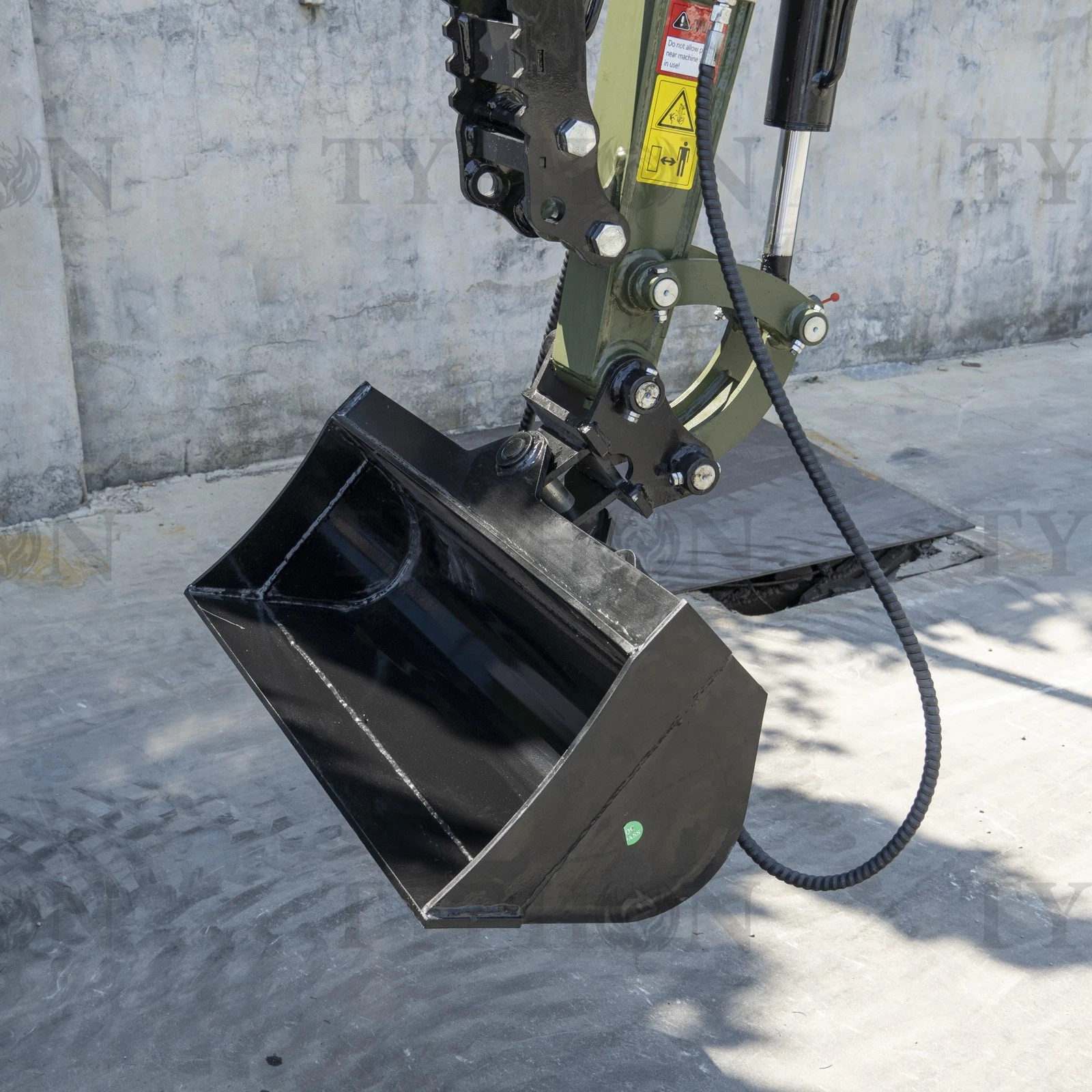800mm Tilting Bucket Attachment For 2-3 ton Mini Excavator Hyd Digging Bucket image 5
