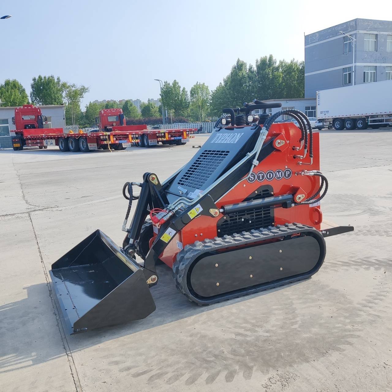 Brand New TYPHON STOMP 1,800lbs Mini Skid Steer 23.5HP Gas EPA Engine USA 5 Brand New TYPHON STOMP 1,800lbs Mini Skid Steer 23.5HP Gas EPA Engine USA - Image 5