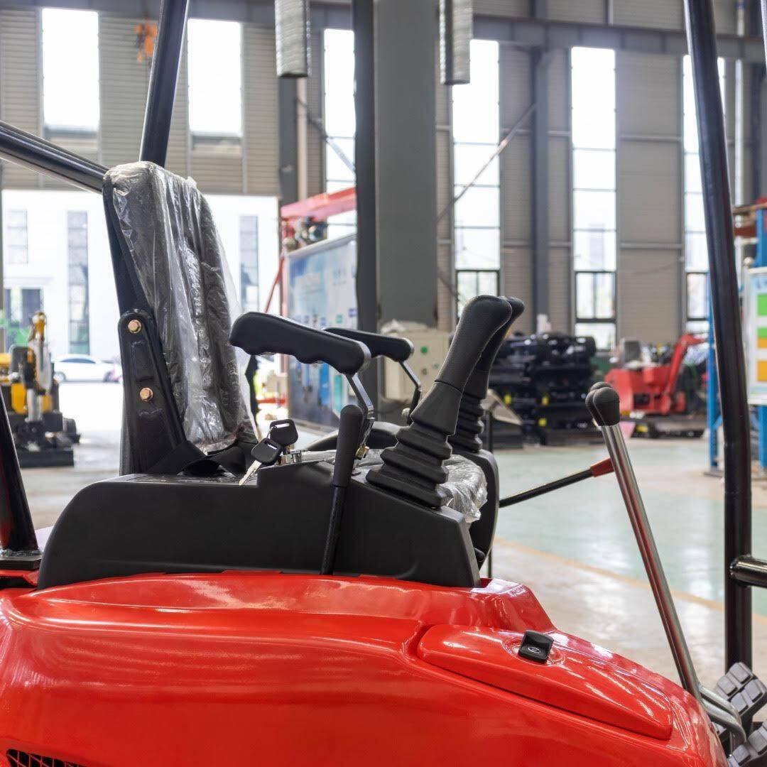 New 4,000 lb TYPHON Lux Mini Excavator Rubber Track with Kubota Diesel Engine USA 6 New 4,000 lb TYPHON Lux Mini Excavator Rubber Track with Kubota Diesel Engine USA - Image 6