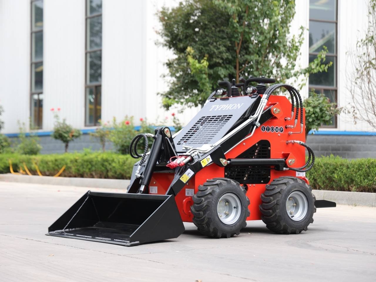 Brand New TYPHON STOMP 1800lbs Mini Skid Steer Loader 23.5HP Wheel Gas EPA B & S Engine USA 3 Brand New TYPHON STOMP 1800lbs Mini Skid Steer Loader 23.5HP Wheel Gas EPA B & S Engine USA - Image 3
