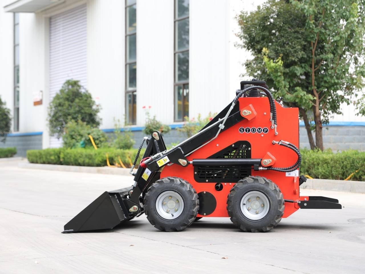 Brand New TYPHON STOMP 1800lbs Mini Skid Steer Loader 23.5HP Wheel Gas EPA B & S Engine USA 1 Brand New TYPHON STOMP 1800lbs Mini Skid Steer Loader 23.5HP Wheel Gas EPA B & S Engine USA