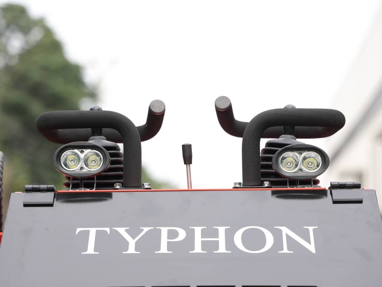 Brand New TYPHON STOMP 1800lbs Mini Skid Steer Loader 23.5HP Wheel Gas EPA B & S Engine USA 8 Brand New TYPHON STOMP 1800lbs Mini Skid Steer Loader 23.5HP Wheel Gas EPA B & S Engine USA - Image 8